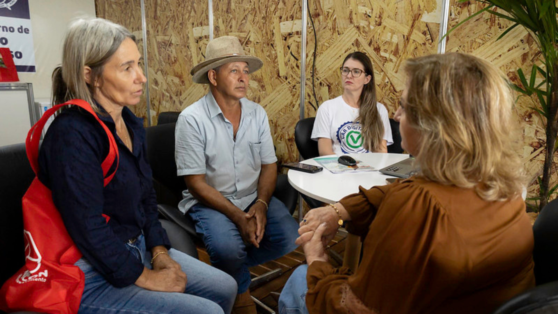 Sema reforça regularização ambiental no Show Safra 2026 e renova projeto ambiental com prefeitura