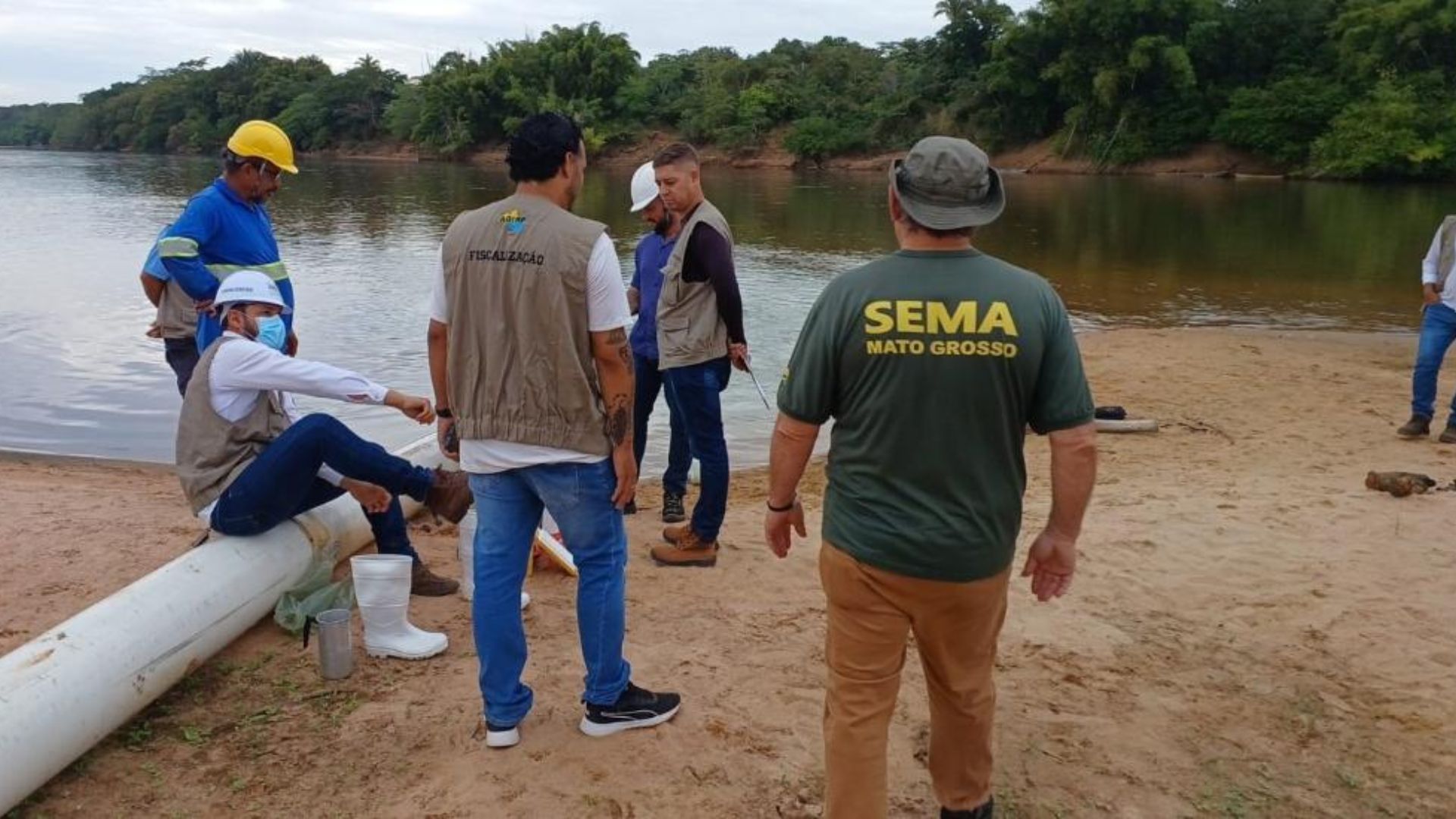 Sema acompanha coletas no Rio Araguaia para verificar qualidade da água