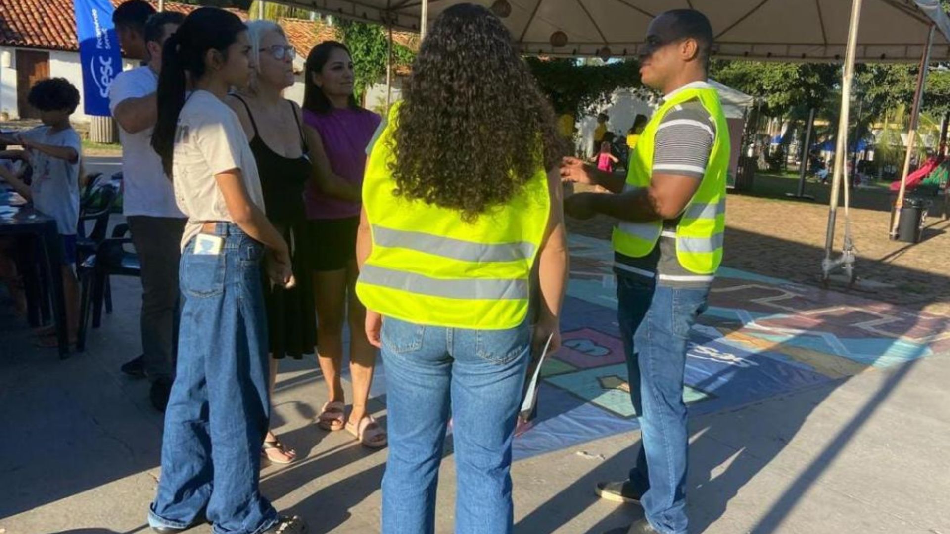 Participantes da Virada Sustentável recebem orientações sobre compostagem e prevenção à dengue e chikungunya